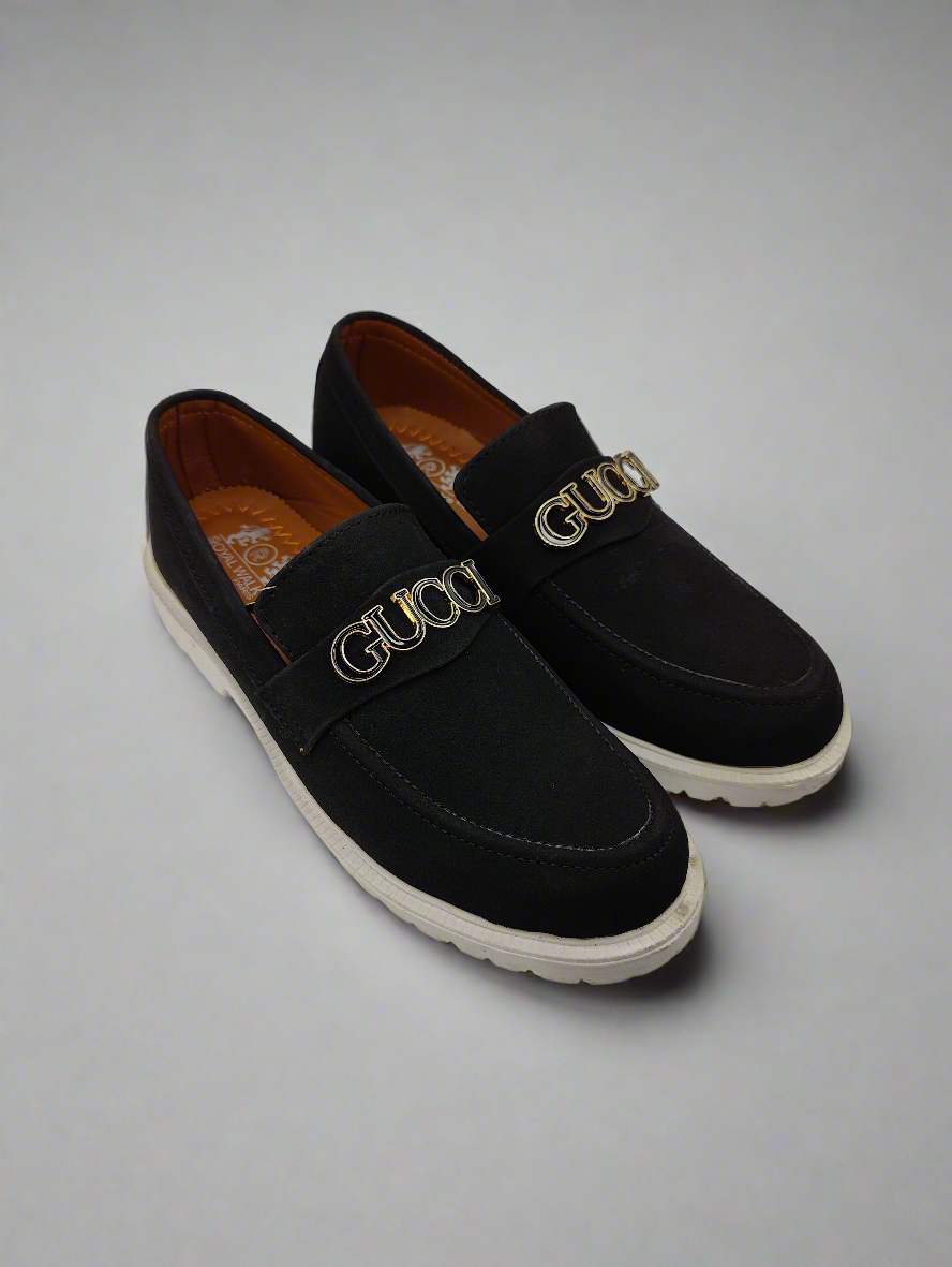 Royal Walk Pumps with Gucci Buckle Black