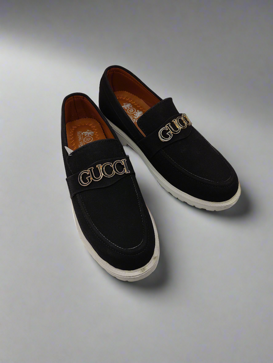 Royal Walk Pumps with Gucci Buckle Black